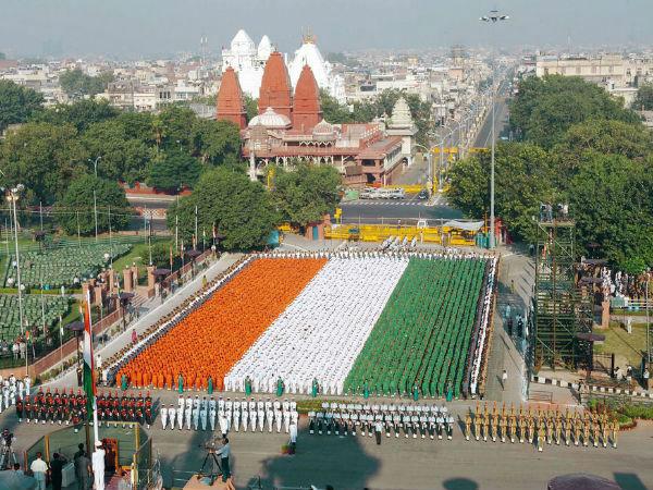 દિલ્હીના રસ્તે-રસ્તે આઝાદીનો આનંદ
