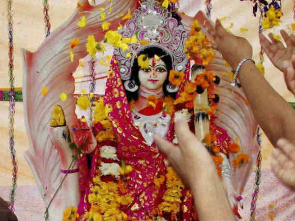 સતીએ પોતાને બાળી ભસ્મ કરી દીધી