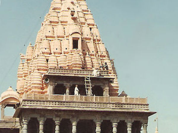 જીર્ણોદ્ધાર અને સૌન્દર્યીકરણ