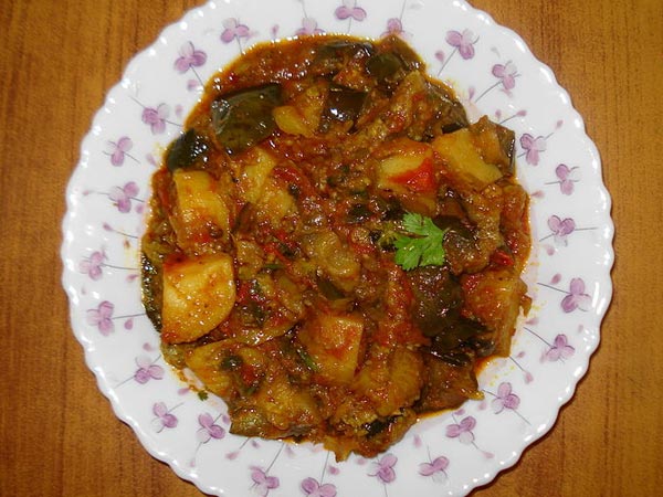 અસલ સુરતી ઉંધીયું