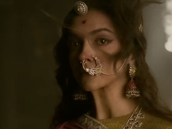 ડાયરેક્શન