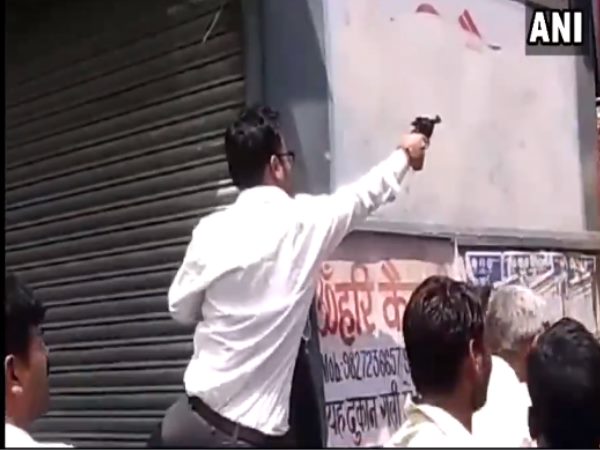 રાજાએ ફેસબૂક એકાઉન્ટ ડીલીટ કર્યું