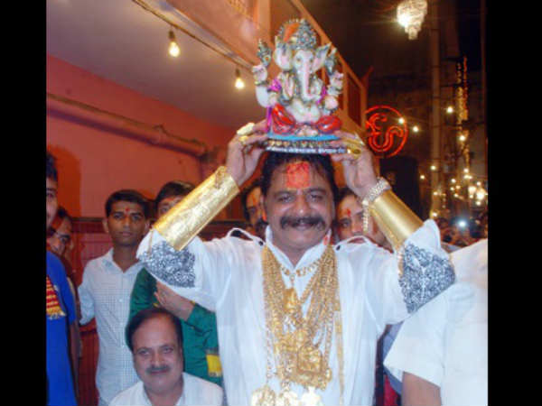 સોનાના શોખને કારણે ઓળખ બનાવી