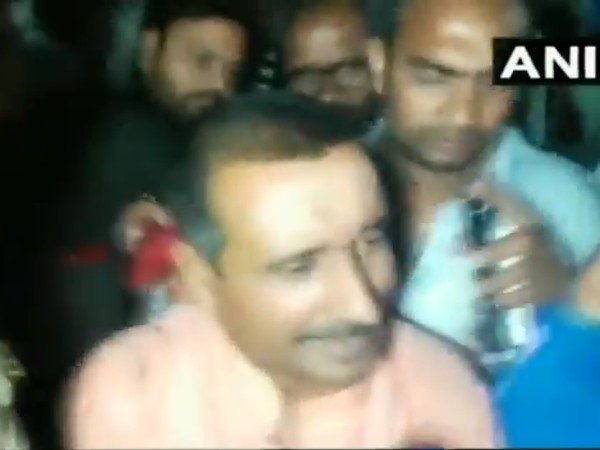 એક વિશેષ જાંચ કમિટી