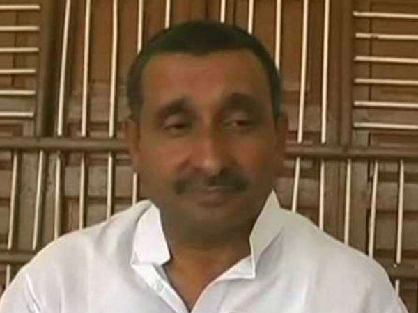 કોર્ટે અંતિમ સંસ્કાર પર રોક લગાવી