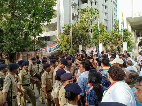 કૉંગ્રેસ કાર્યાલય પર સર્જાયુ ઘર્ષણ