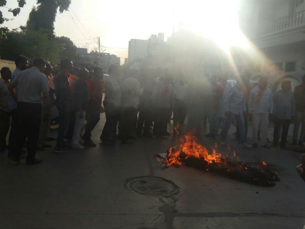 વિરજી ઠુમર સામે પગલાં ભરવા ભાજપની માંગ