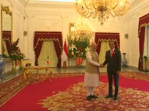પીએમ મોદીને ગાર્ડ ઑફ ઑનર