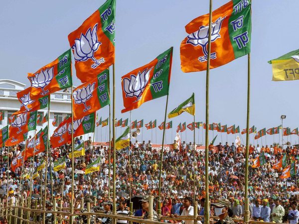 કર્ણાટકમાં 12 મેં દરમિયાન ઈલેક્શન
