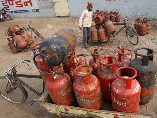 ચાર મોટા મહાનગરોમાં એલપીજી સિલિન્ડરના ભાવ