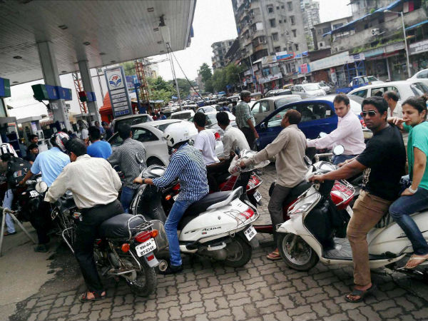 વેટમાં ઘટાડો કરી રાજ્ય સરકાર રાહત આપે
