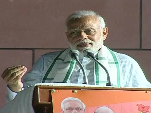 ક્યાંય પણ ભાષા વચ્ચે આવી નહિ
