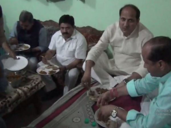 મંત્રી સુરેશ રાણા ની પણ આલોચના થયી
