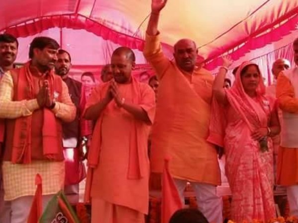 પાડોશમાં એક પાકિસ્તાન કાફી છે