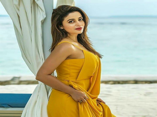 એન્ટરટેઇમેન્ટ કી રાત