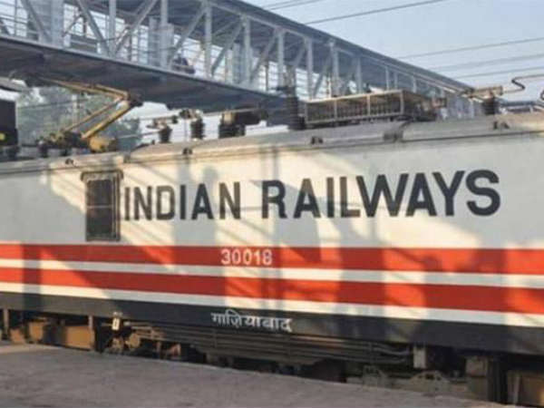 રેલવે ભાડાંમાં શા માટે વધારો કરી રહી છે
