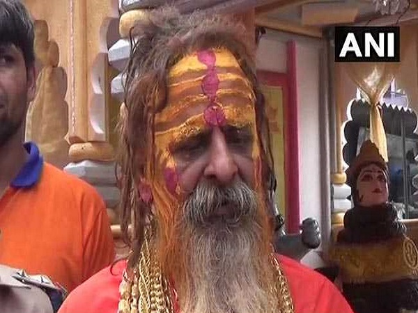કરોડોની પ્રોપટીના માલિક છે ગોલ્ડન બાબા