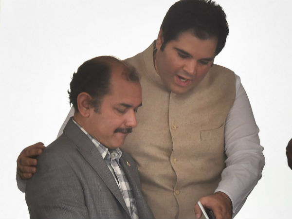 ત્રણ મહિનાનો પગાર આપીને મદદ