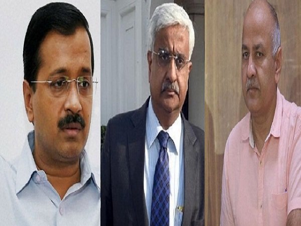 કેજરીવાલ-સિસોદિયા પર ષડયંત્ર રચવાનો આરોપ