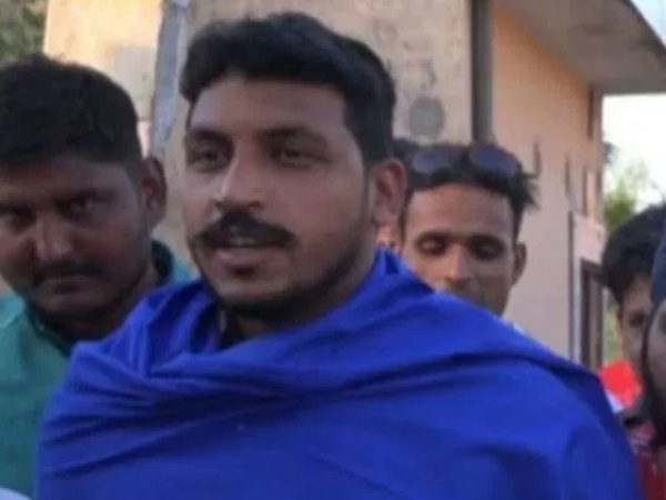 કેન્દ્ર અને રાજ્ય સરકારે જવાબ આપવાનો હતો