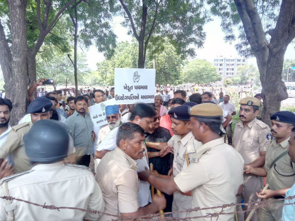 કાર્યક્રમનો ફિયાસ્કો થયાનો ભાજપનો દાવો