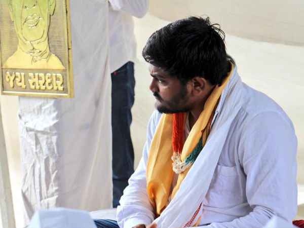 બંધ બારણે બેઠક
