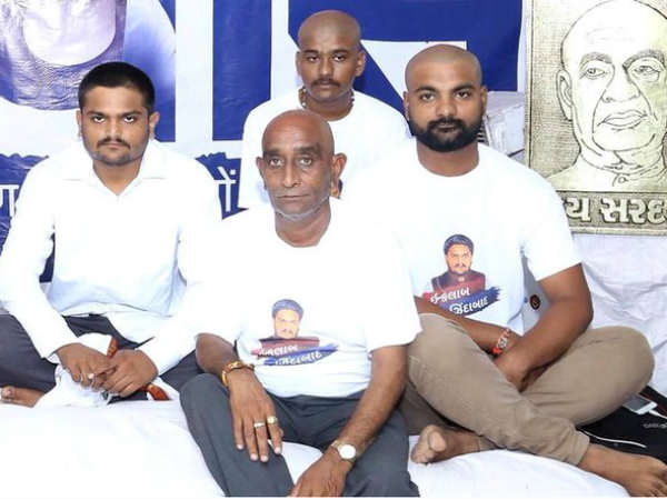 હવે તેમને લોકો પાસે કેમ સમર્થન માંગવુ પડે છે?