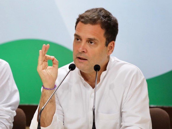 પીએમએ અંબાણીની કંપનીને હજારો કરોડની ભેટ આપી