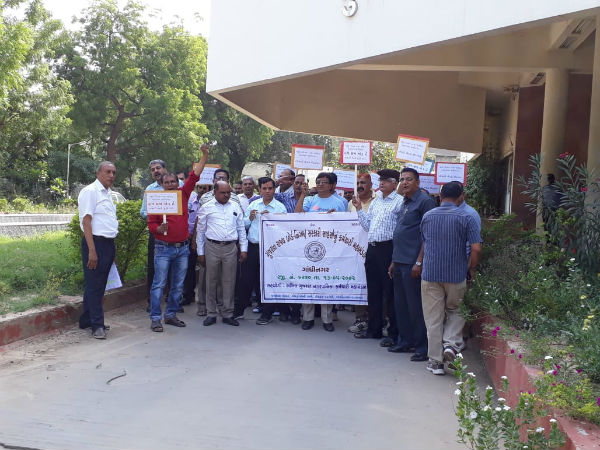 બોર્ડ નિગમના કર્મચારીઓની પડતર માગણીઓ