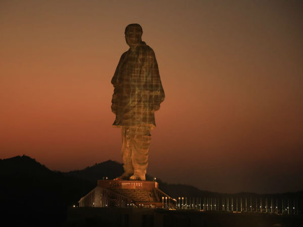 સ્થાનિકો કરી રહ્યા છે વિરોધ