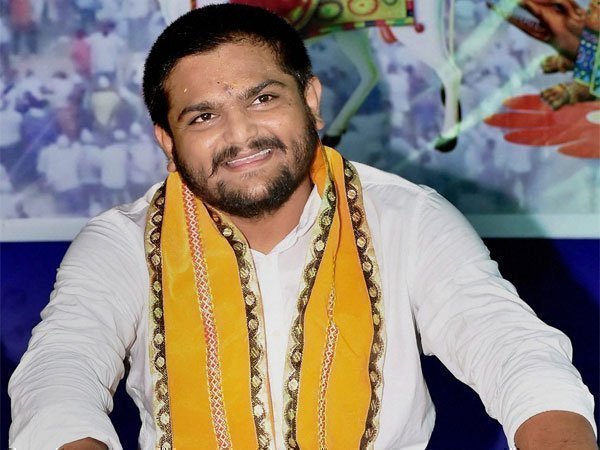અહીંની જનતા મને પસંદ કરે છે