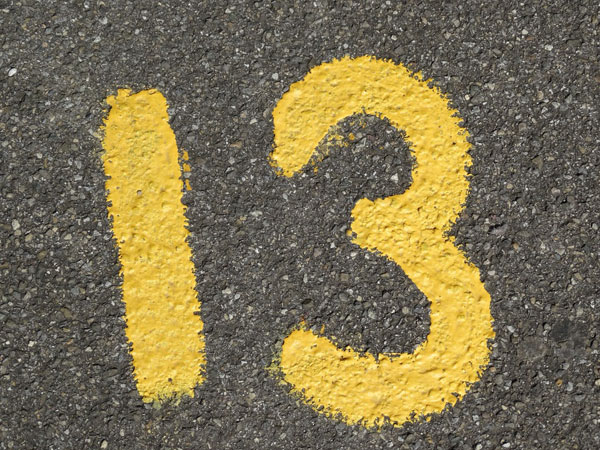 અશુભ અંક 13