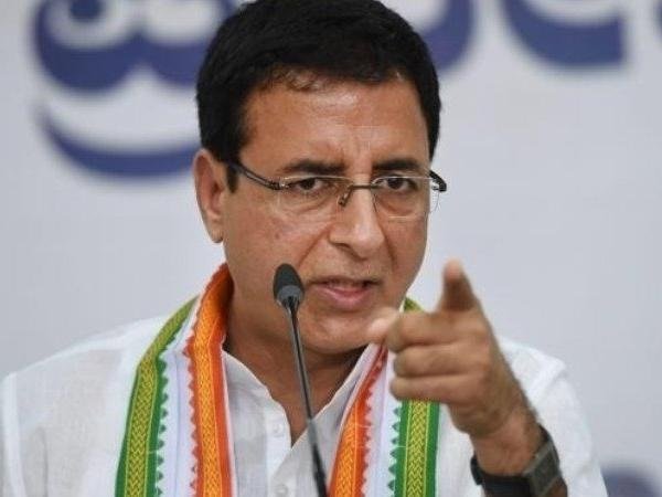‘મોદી સરકારે સીબીઆઈની સ્વતંત્રતા છીનવી'