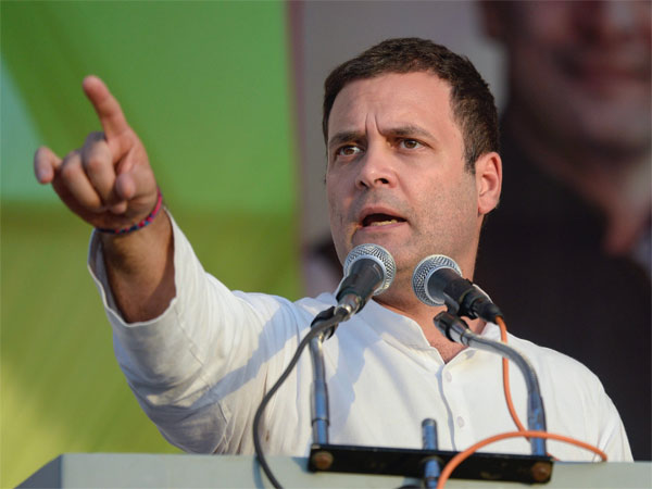 ખેડૂતો અને આદિવાસીઓની ભૂમિની રક્ષા કરે