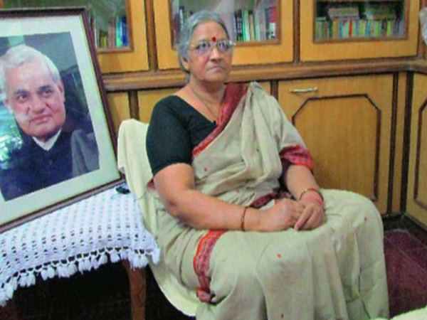 32 વર્ષ બાદ ભાજપ છોડીને કોંગ્રેસ જોઈન કર્યું