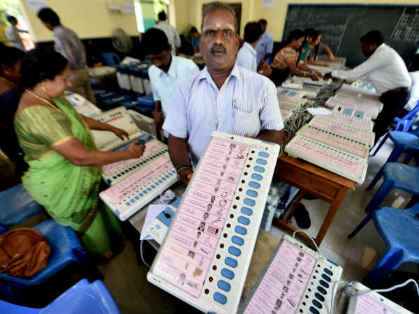 ચૂંટણી પંચ કાર્યક્રમથી અજાણ છે