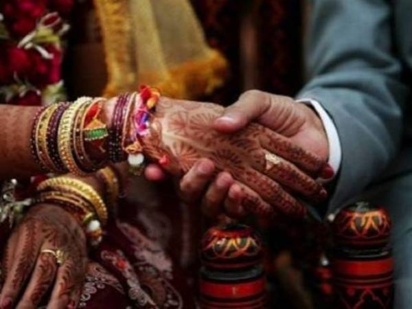 વરરાજા નશામાં ધૂત થઇ મંડપમાં પહોંચ્યા