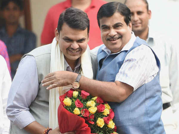 દેવેન્દ્ર ફડણવીસના વખાણ કર્યા