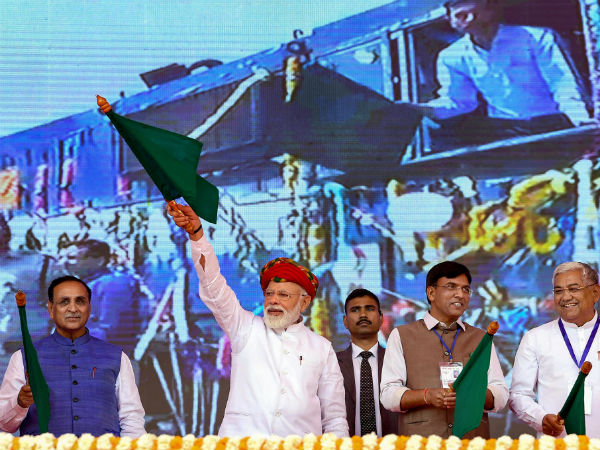 એર સ્ટ્રાઇક પર ઉઠી રહેલા સવાલો પર વિપક્ષને આડે હાથ