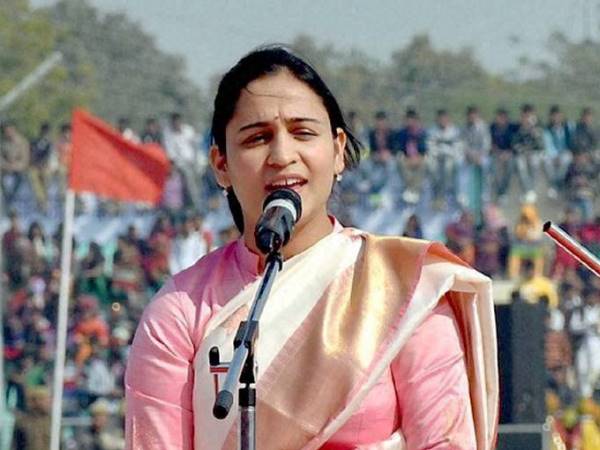 ‘આવા નિવેદનથી કોઈ લીડર નથી બની શકતુ'