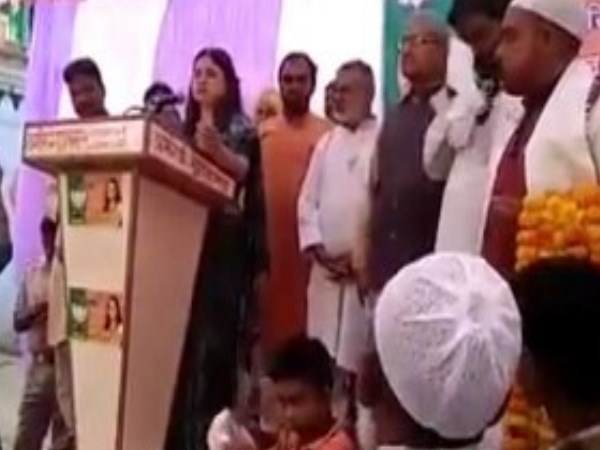 મેનકાએ મુસ્લિમોને આપી ધમકી