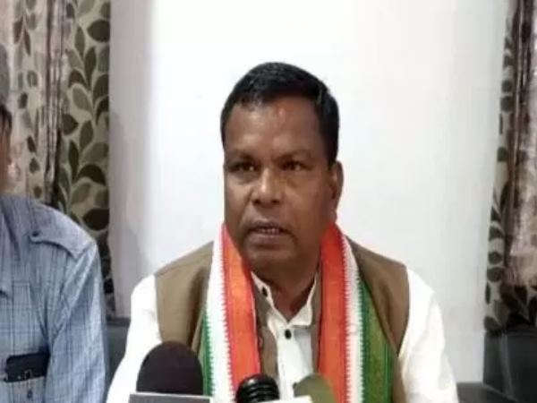 કવાસી લાખમા 5 વાર વિધાયક રહી ચુક્યા છે