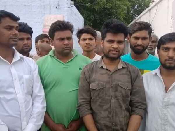 ગામમાં બન્યો ચર્ચાનો વિષય