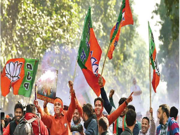 સની દેઓના ફેન્સે આ રીતે મનાવી જીતની ઉજવણી