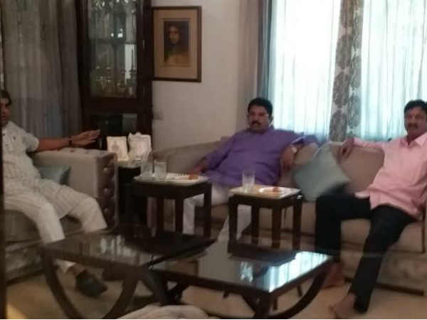 બે કોંગ્રેસી ધારાસભ્યો ભાજપના સંપર્કમાં