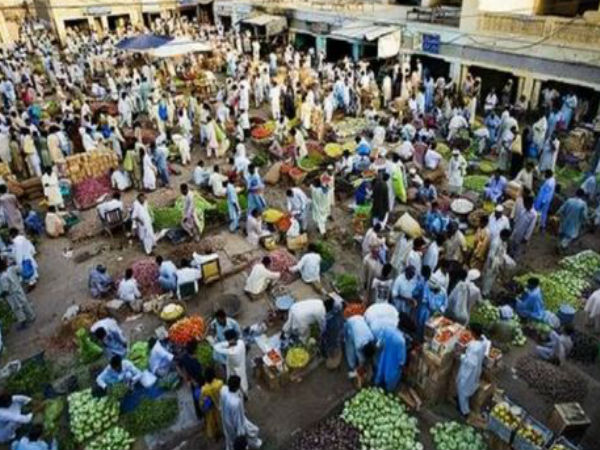 પાકિસ્તાનમાંથી કઈ કઈ વસ્તુઓ આવે છે