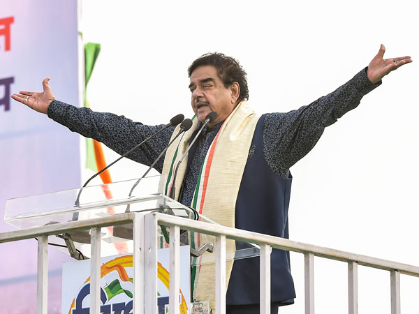 1 કરોડની જ્વેલરી