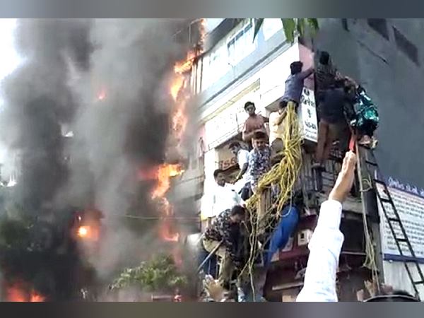 સુરત અગ્નિકાંડ