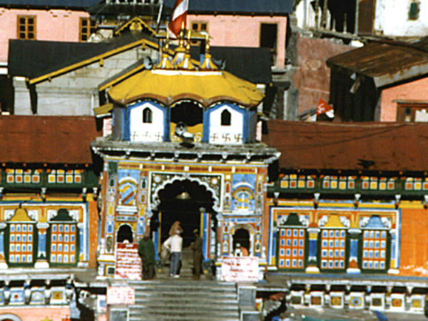 ભક્તો માટે ખુલ્યા બદરીનાથ મંદિરના કપાટ