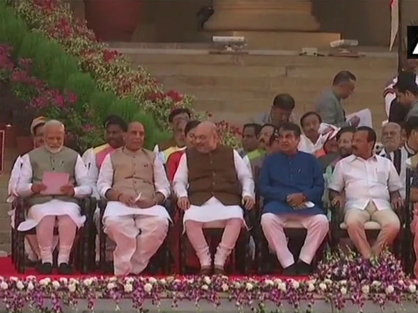 એનસીપીના કોંગ્રેસમાં વિલયની અટકળોને પવારે ફગાવી